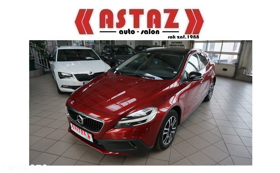 Volvo V40 Cross Country D3 Drive-E SCR Momentum - 2