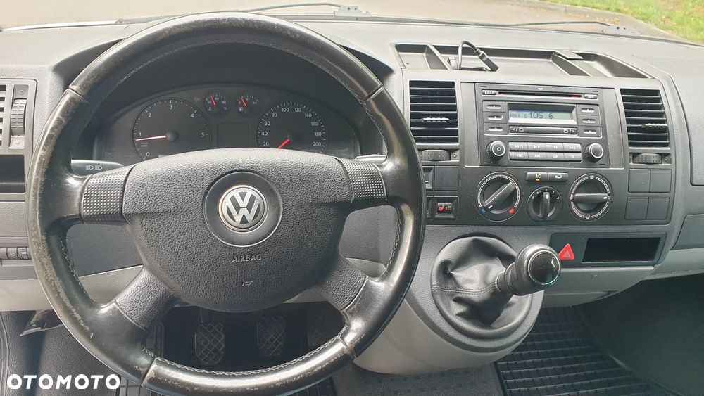 Volkswagen Transporter Caravelle Kurz (5.Si.) - 22