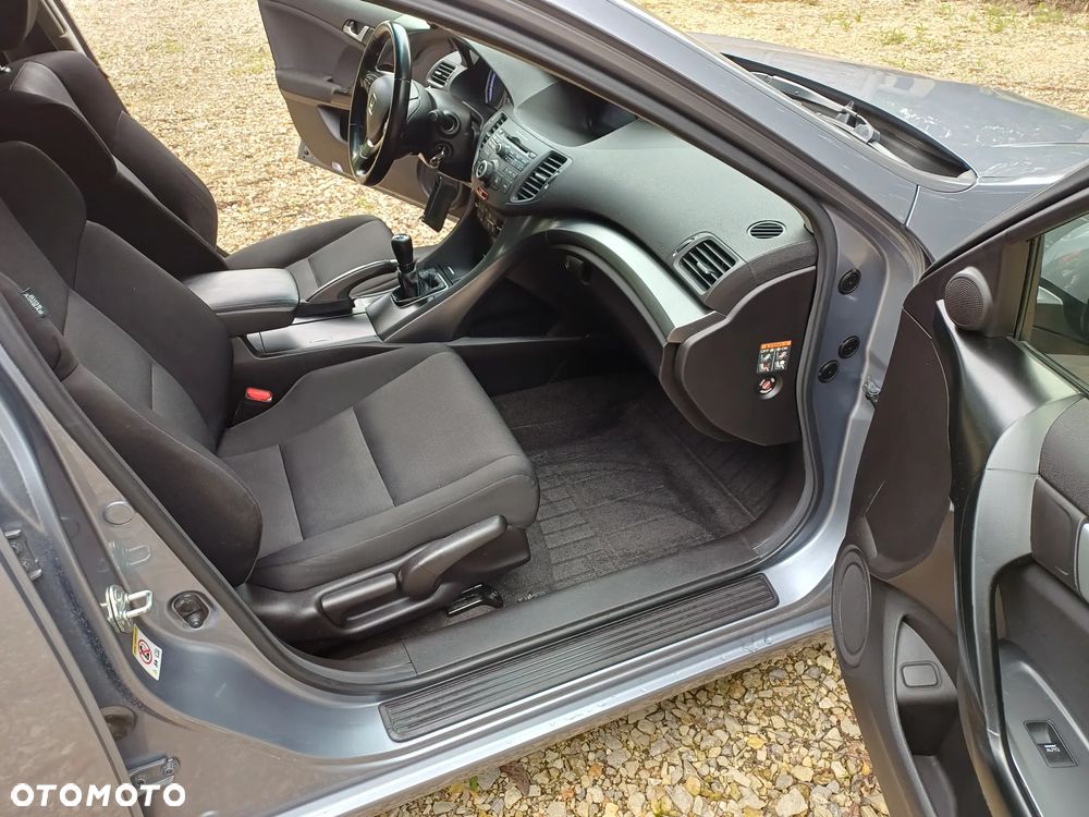 Honda Accord 2.0 Lifestyle - 4