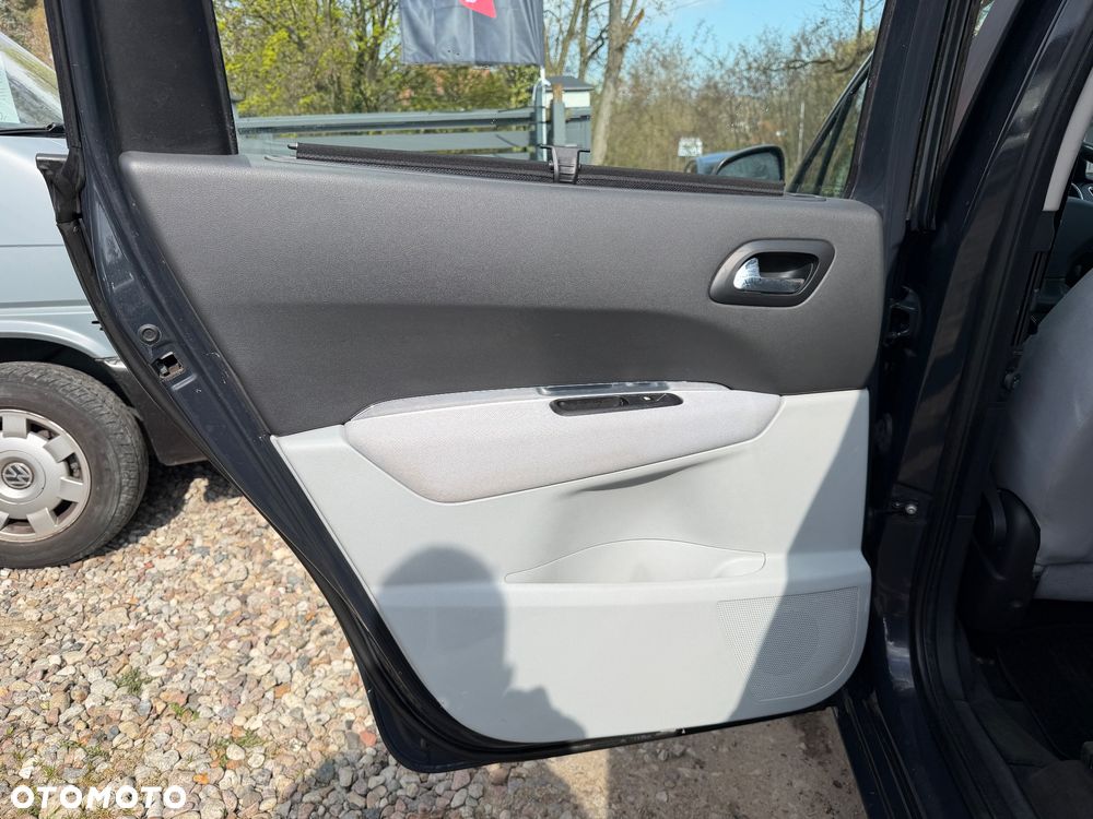 Peugeot 5008 1.6 Active - 15