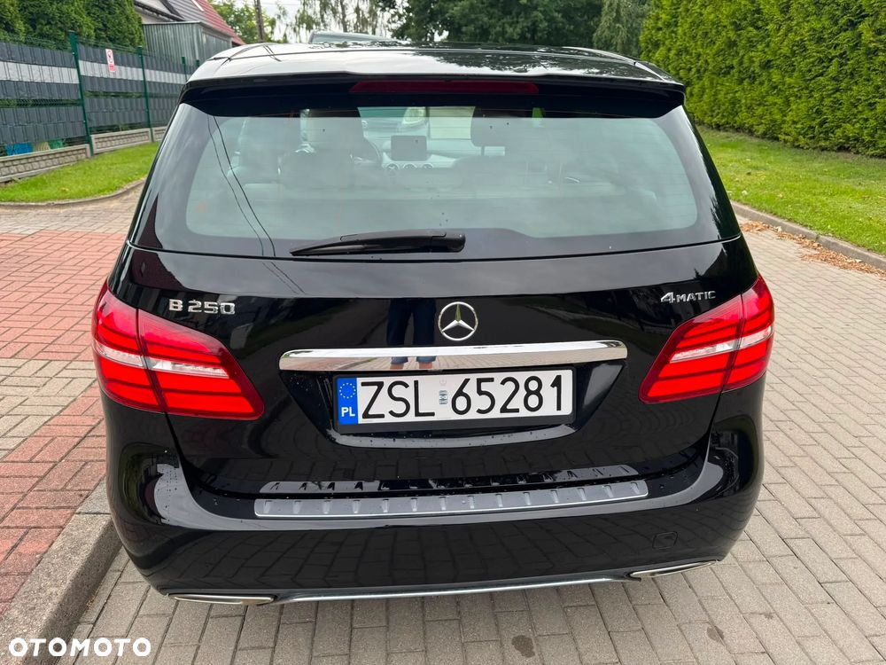 Mercedes-Benz Klasa B 250 4Matic 7G-DCT UrbanStyle Edition - 5