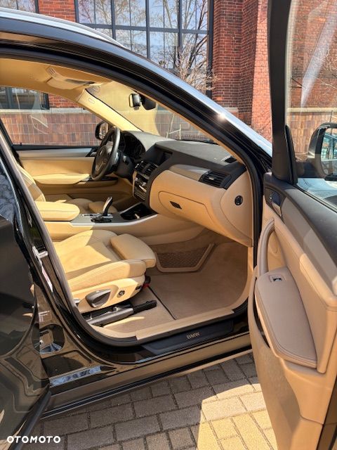 BMW X4 xDrive20i - 12