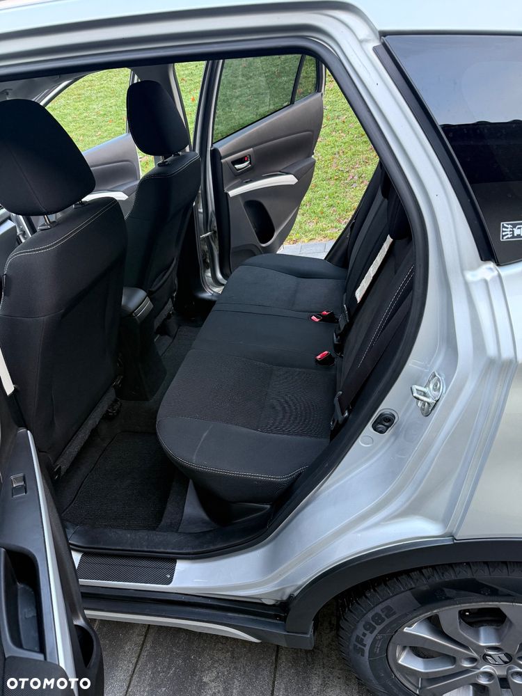 Suzuki SX4 S-Cross 1.4 T Premium 4WD - 15