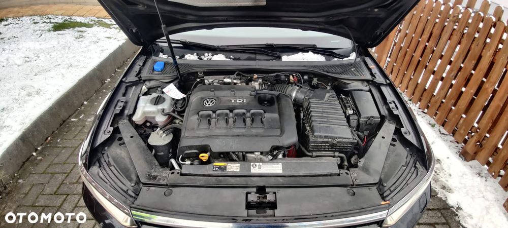 Volkswagen Passat - 20