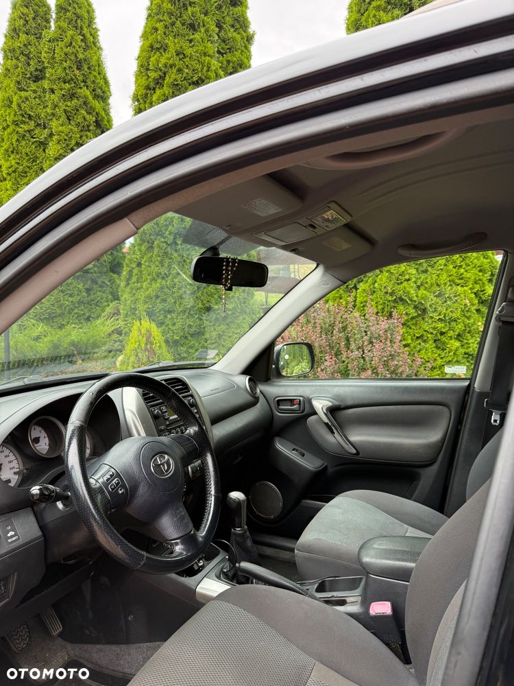 Toyota RAV4 2.0 D-4D 4x4 - 7