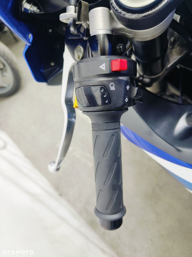 Suzuki GSX-R - 14