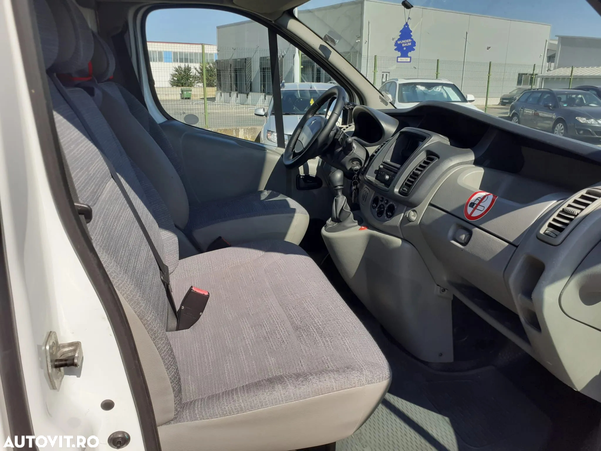Renault Trafic - 10