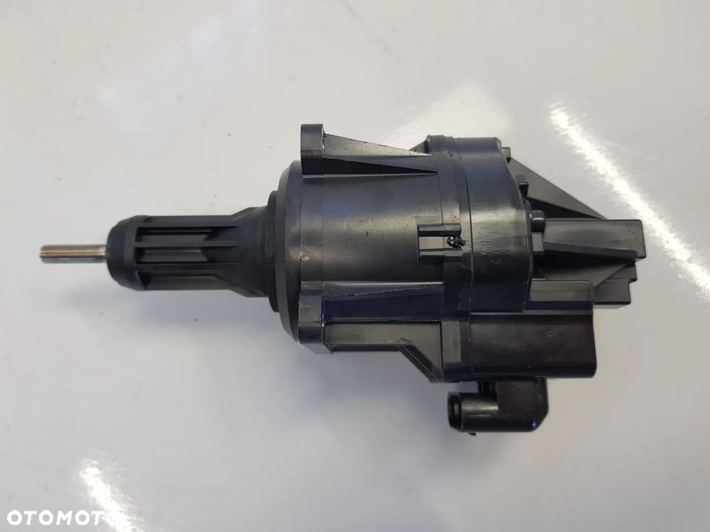 NOWY Nastawnik turbiny turbosprężarki BMW F06 F07 F10 F11 F12 F13 F15 F16 F20 F21 F22 F23 F25 F26 F30 F31 F32 F33 F34 F3 - 1