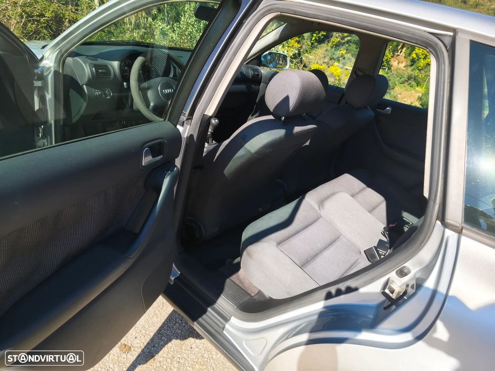 Audi A3 1.6 Ambition - 9