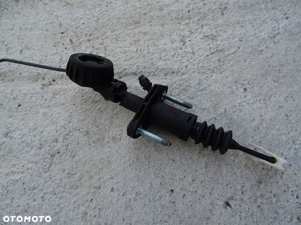 OPEL VECTRA C SIGNUM POMPA POMPKA SPRZĘGŁA 3,2 2,0T, 1,8 1,9 2,2 3,0 - 2