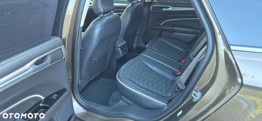 Ford Mondeo Vignale 2.0 TDCi 4WD PowerShift - 8