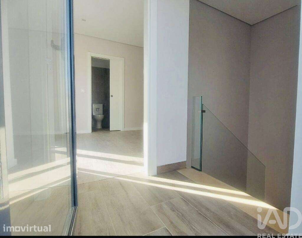 Casa / Villa em Quinta do Conde de 140,00 m2 - Grande imagem: 4/11