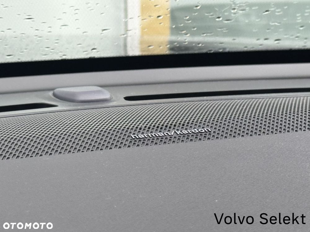 Volvo XC 40 - 36