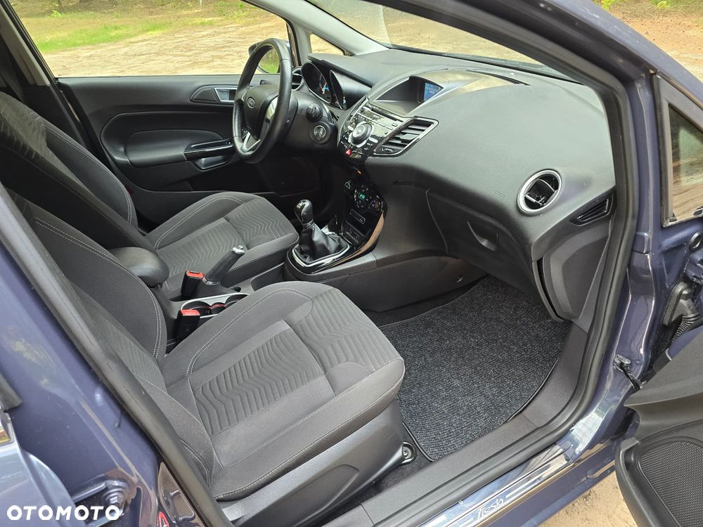 Ford Fiesta 1.25 Titanium - 23
