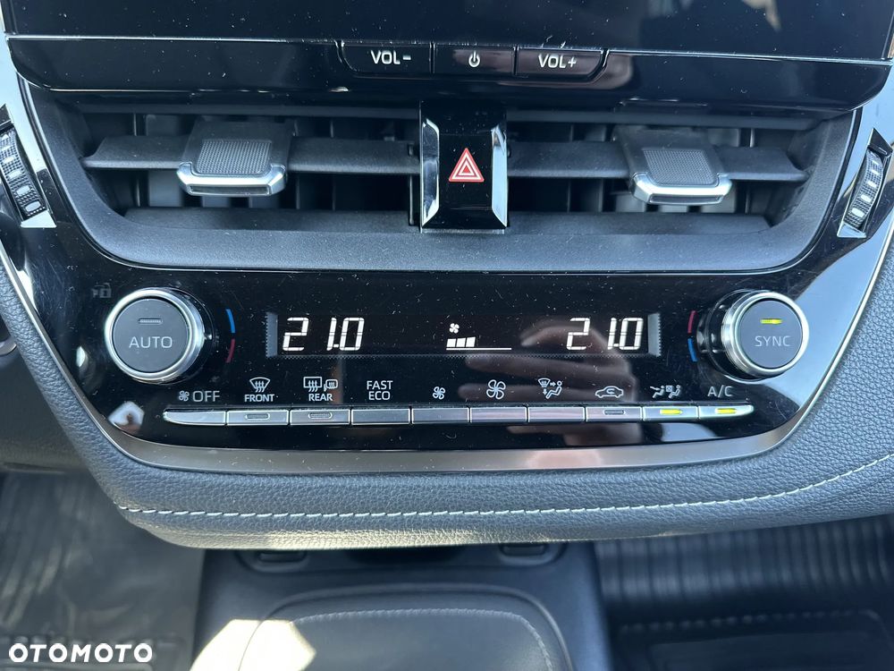 Toyota Corolla - 27