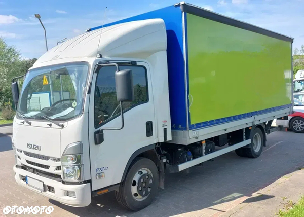Isuzu P75
