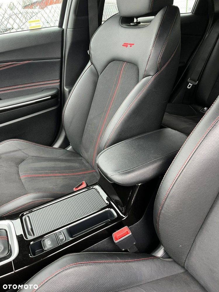 Kia ProCeed 1.6 T-GDI DCT7 OPF GT - 32