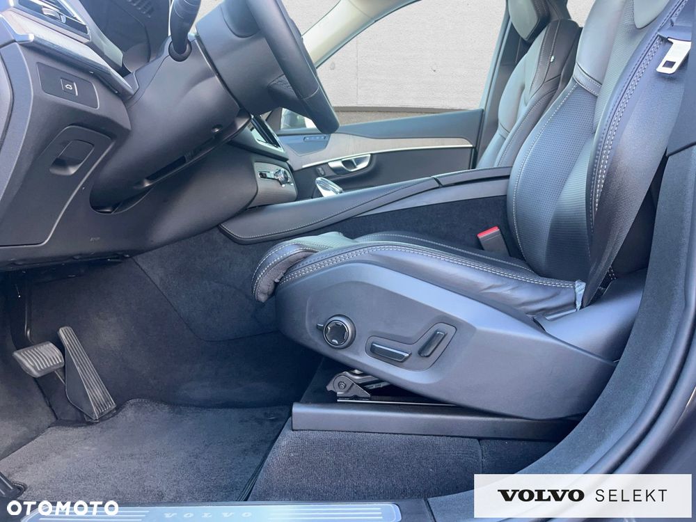Volvo XC 90 - 13