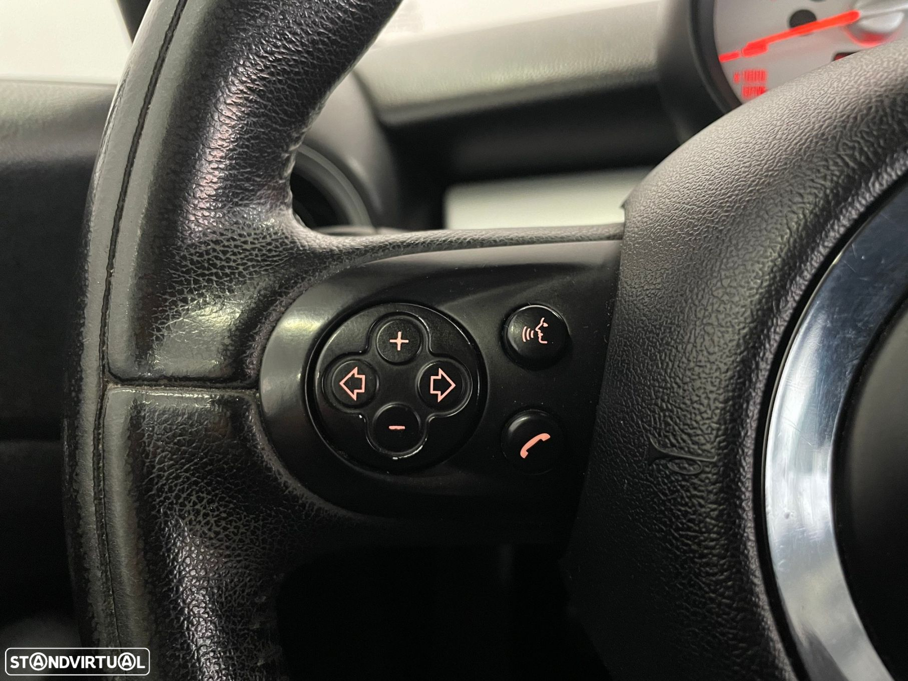MINI 3 Portas Cooper D - 31