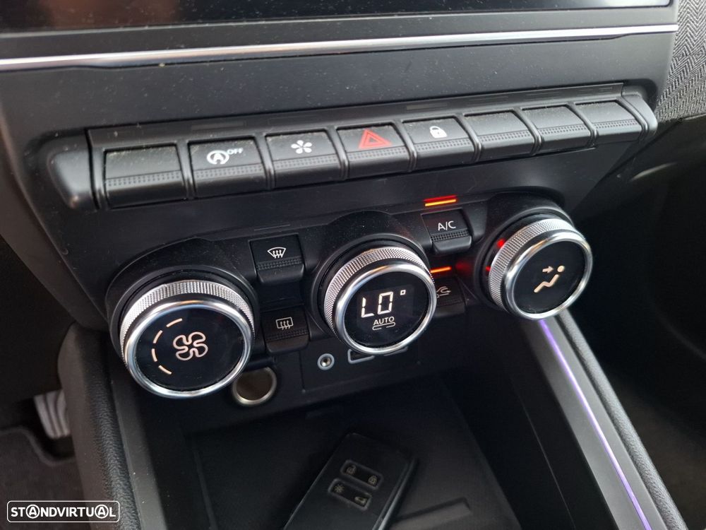 Renault Clio 1.0 TCe Techno Bi-Fuel - 20