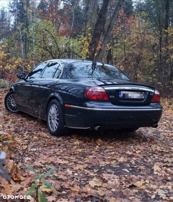 Jaguar S-Type - 13
