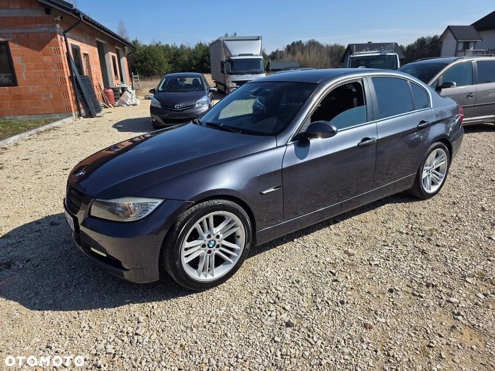 BMW Seria 3 - 32