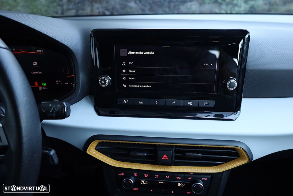 SEAT Arona 1.0 TSI Style DSG - 25