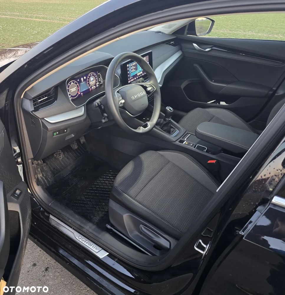 Skoda Octavia 1.5 TSI Selection - 11