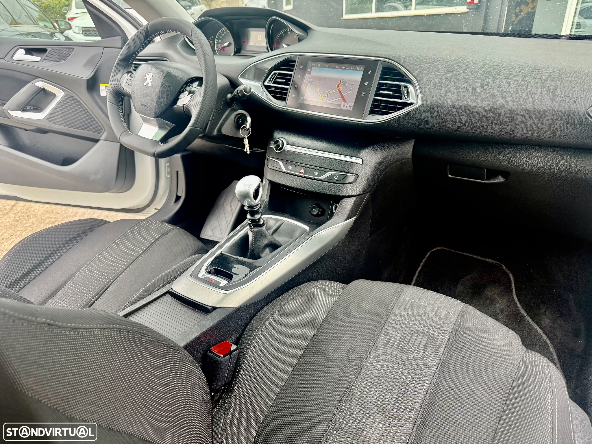 Peugeot 308 1.6 BlueHDi Allure J17 - 7