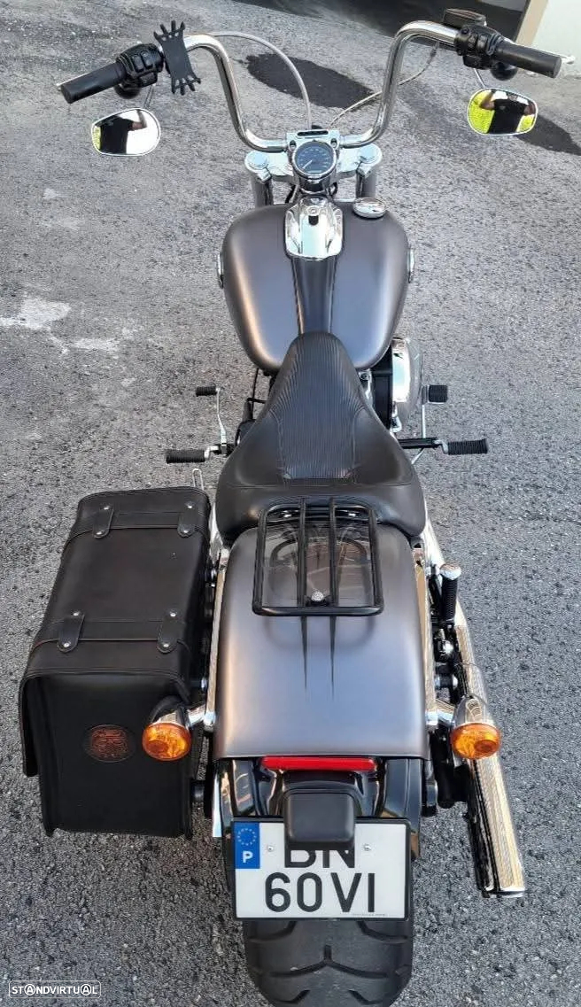 Harley-Davidson Softail Breakout - 7