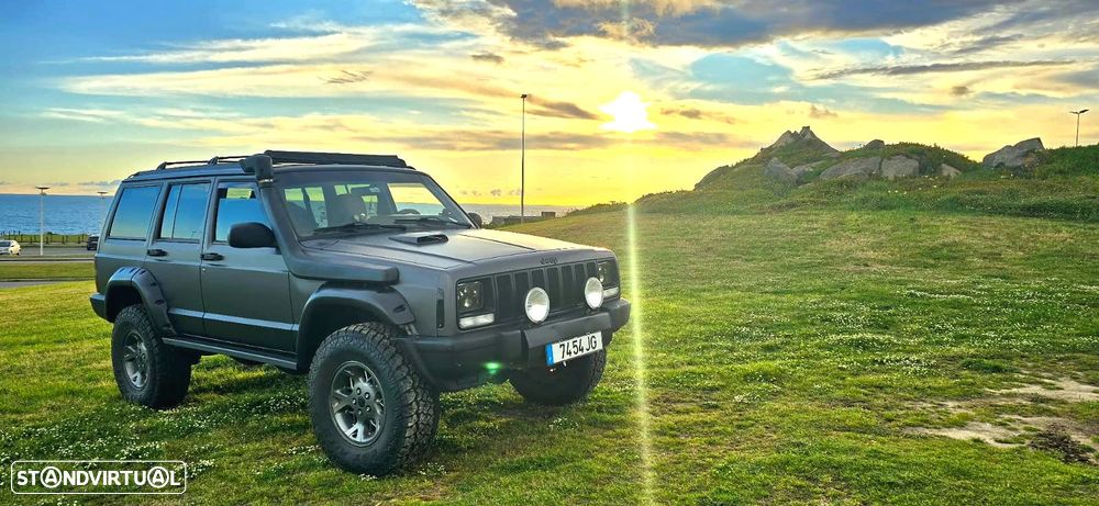 Jeep Cherokee 2.5 TD Sport - 2