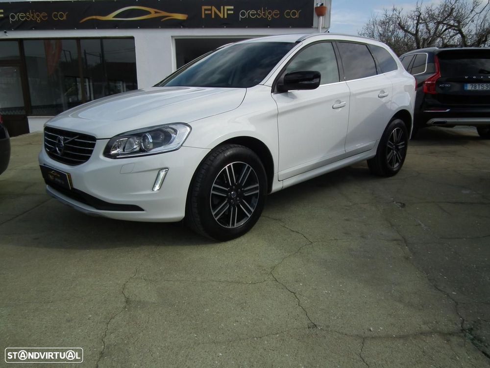 Volvo XC 60 2.0 D3 Dynamic Edition Geartronic - 1