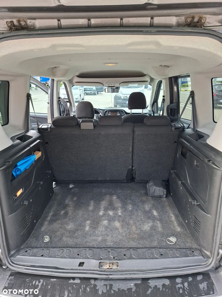 Fiat Doblo 1.6 Multijet 16V Lounge - 12