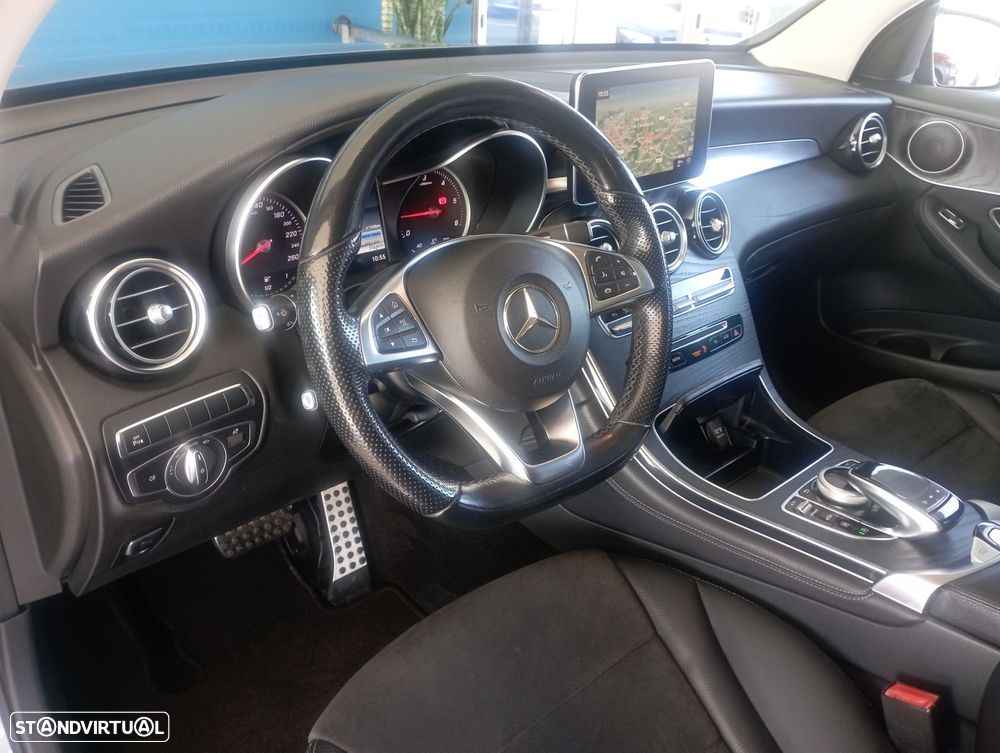 Mercedes-Benz GLC 250 d AMG Line 4-Matic - 29