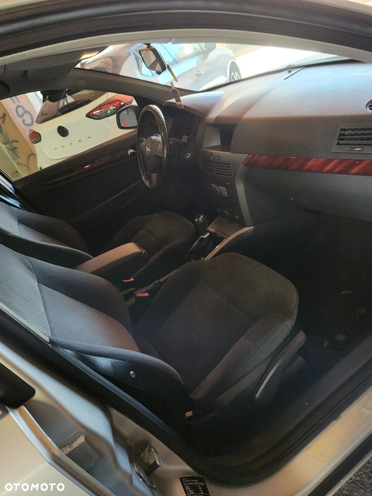 Opel Astra 1.6 Edition Plus - 16