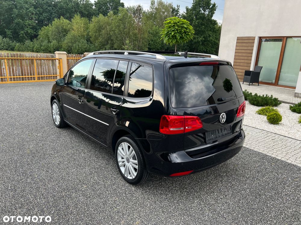Volkswagen Touran 2.0 TDI DPF Highline - 28