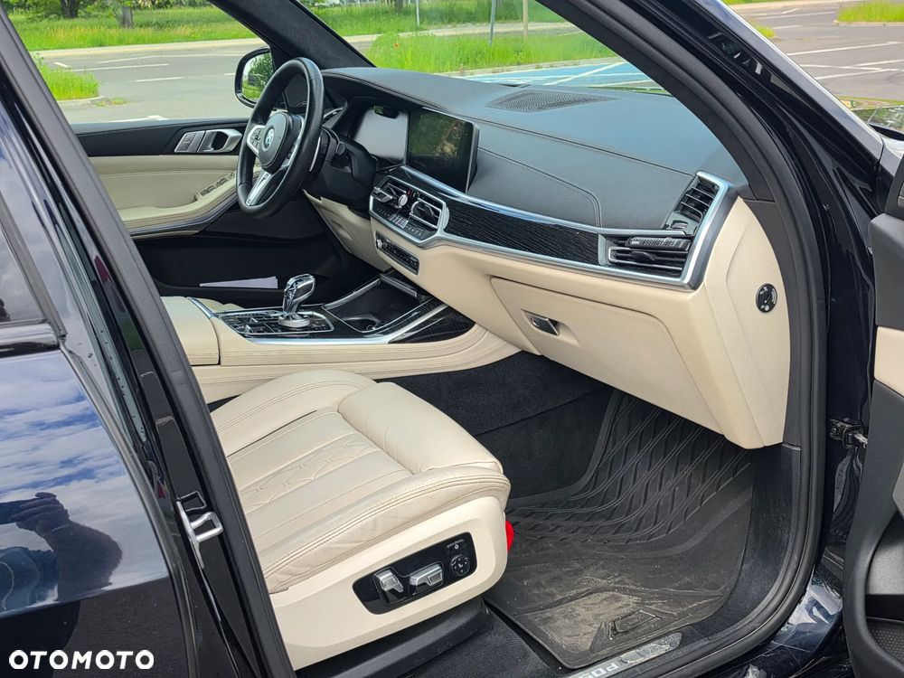 BMW X7 M50d sport - 7