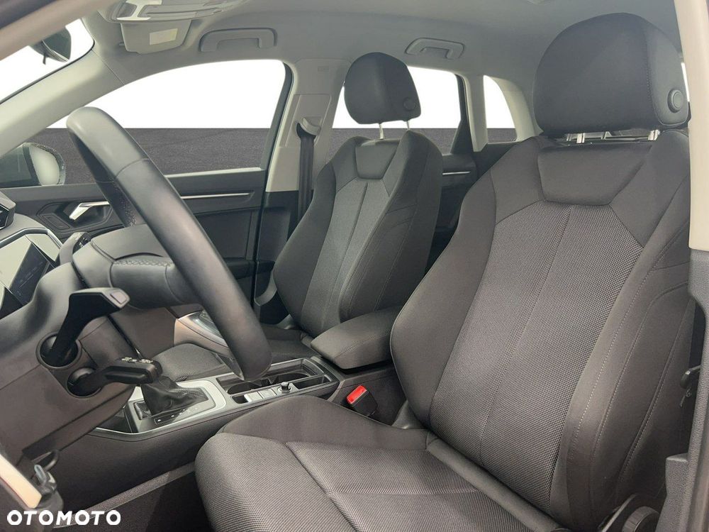 Audi Q3 35 TFSI S tronic - 16