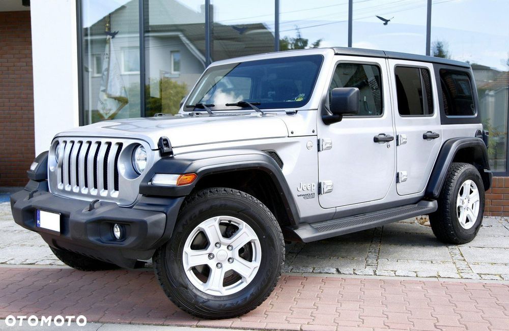Jeep Wrangler - 10