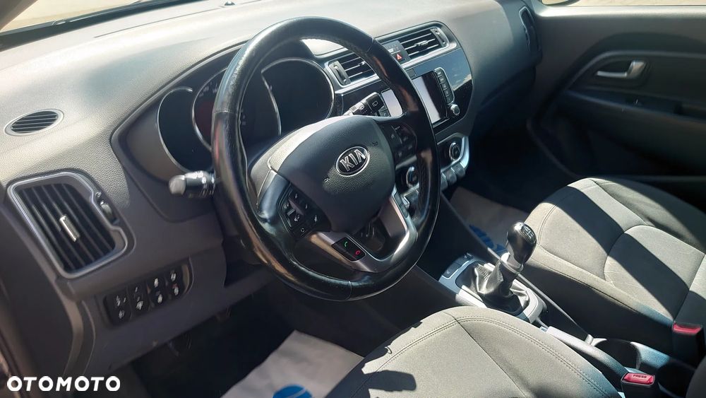 Kia Rio 1.4 Spirit - 19