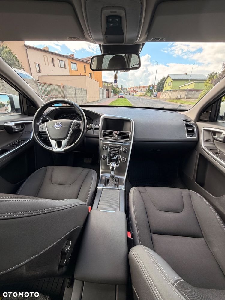 Volvo XC 60 - 8