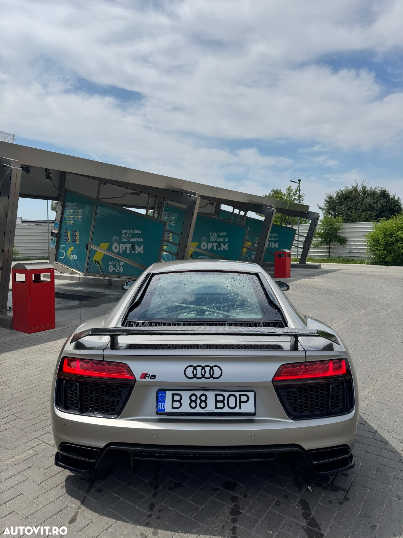 Audi R8 Coupe 5.2 FSI Quattro Stronic - 4