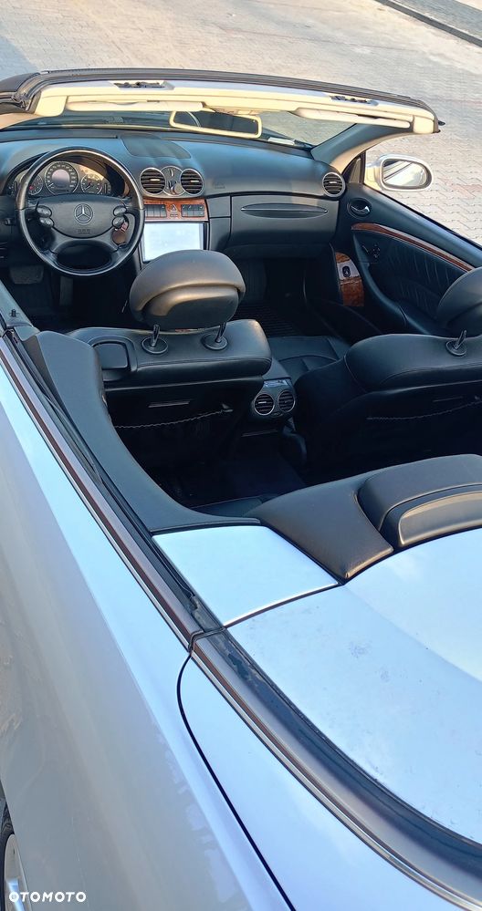 Mercedes-Benz CLK - 14