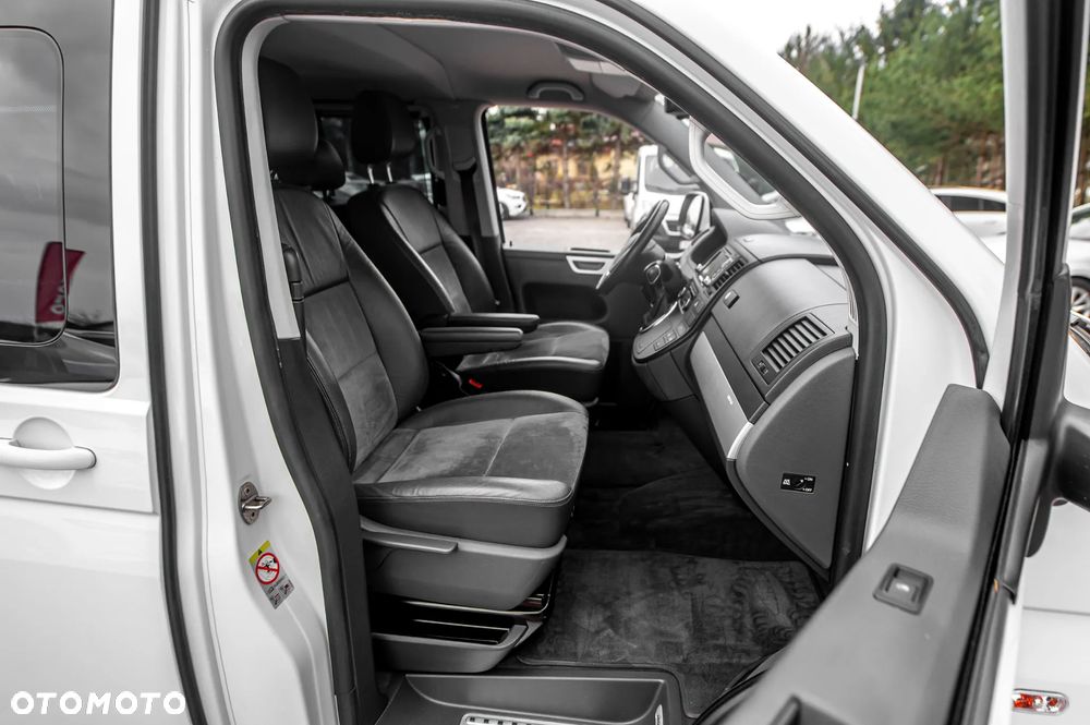 Volkswagen Multivan - 19