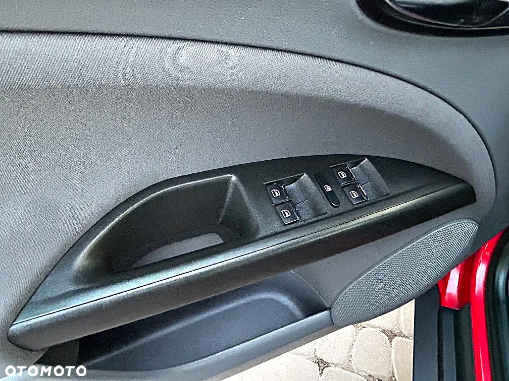 Seat Altea 1.6 Reference Comfort - 17