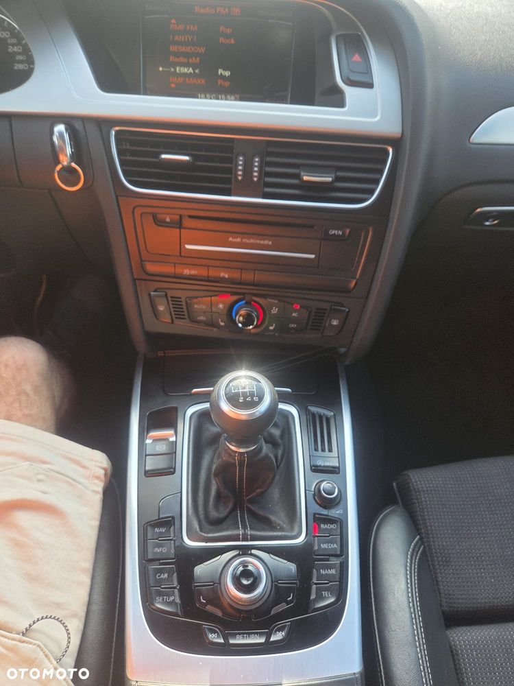 Audi A4 Avant 2.0 TDI DPF quattro S line Sportpaket (plus) - 14