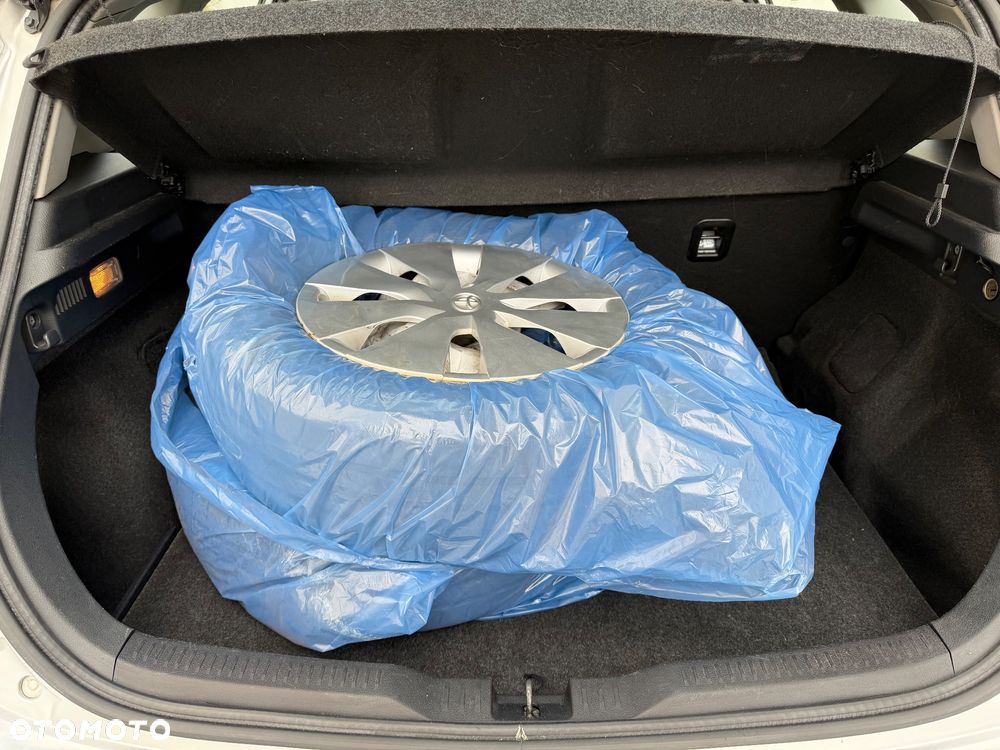 Toyota Auris 1.33 VVT-i Comfort - 12