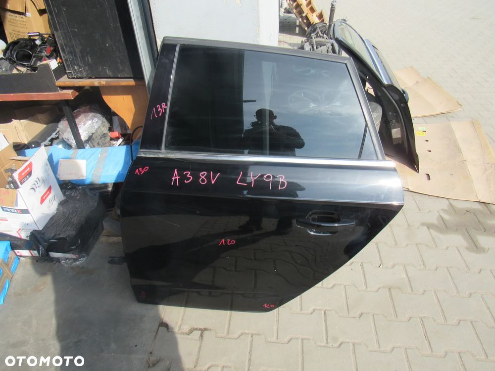 audi a3 8v HB tył lewe drzwi ly9b - 1
