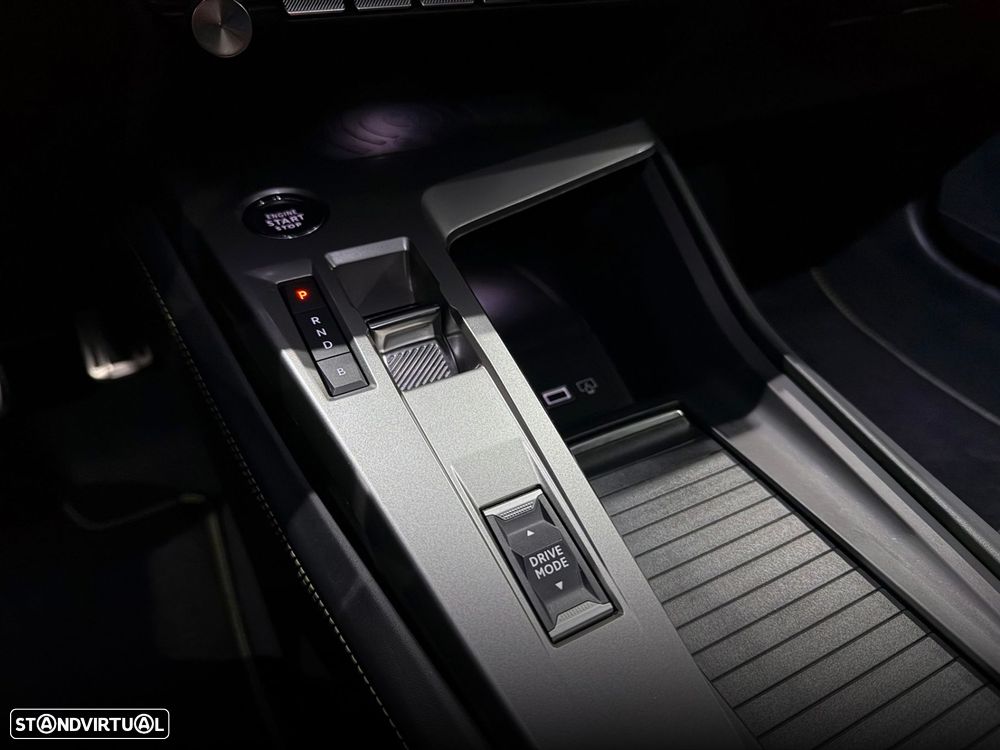 Peugeot 408 1.6 Hybrid GT e-EAT8 - 34