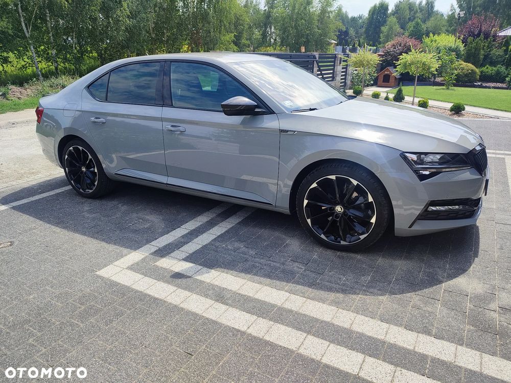 Skoda Superb 2.0 TDI SCR 4x4 Sportline DSG - 11